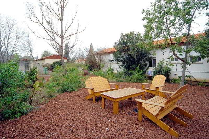 Etnachta Kibbutz Afik Exterior foto